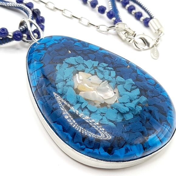 Chico's Faux Turquoise Chip Huge 4" Lucite Pendant Beaded Necklace 33" - Picture 4 of 11